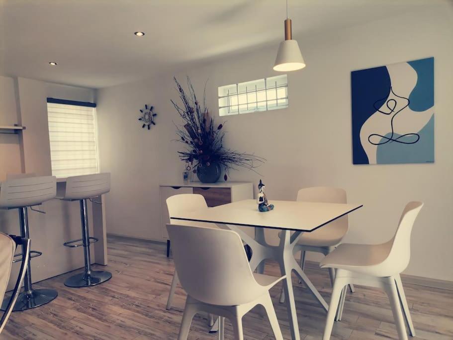 Lovely Two Bedrooms Apartment. Flic-en-Flacq Dış mekan fotoğraf